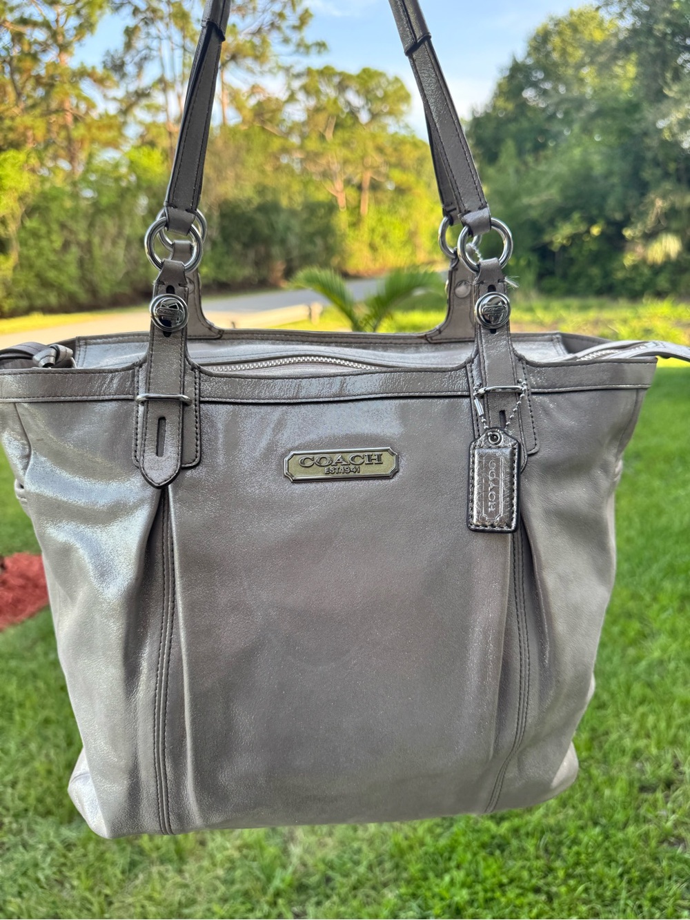 VINTAGE Coach Hampton Laguna metallic bag